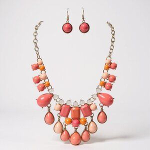 Multi pink Peach Lucite drops On Gold Tone Statement Necklace earring set